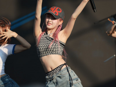 예나