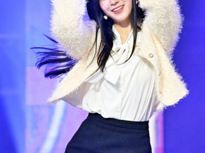 우아우연