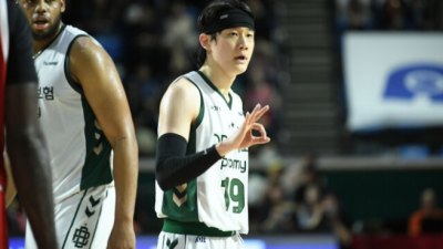 [ 스포츠중계 오징어티비 ] 원주 DB 최성원 알바노 합심해 50점 득점하며 선두 나 제압 3연패 탈출