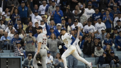 오타니 솔로포…MLB 다저스, 디트로이트 꺾고 개막 3연승