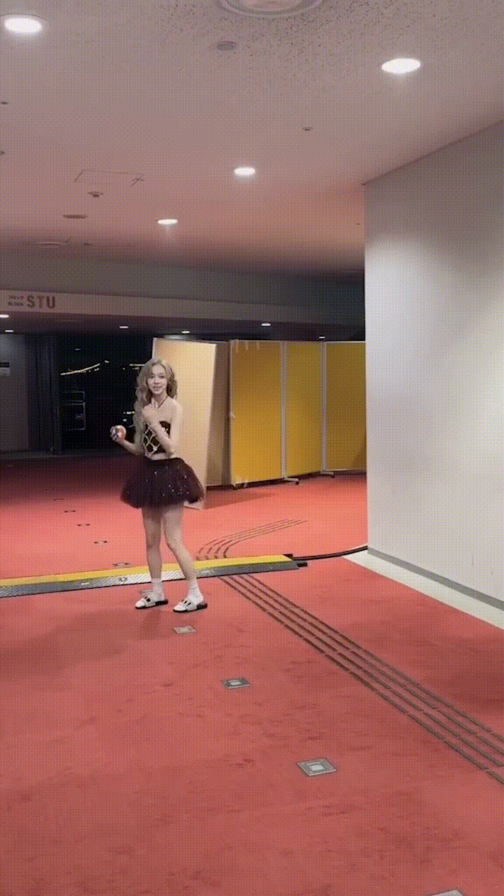윈터 시구 연습