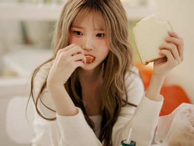 프로미스나인 송하영