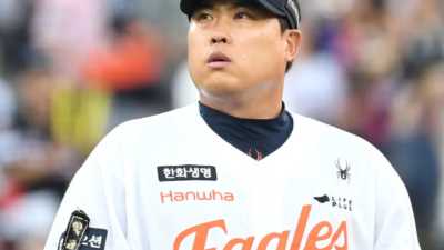 류현진 호투에도 불펜 방화로 '5연패'...한화, SSG의 '13연패 악몽' 답습하나